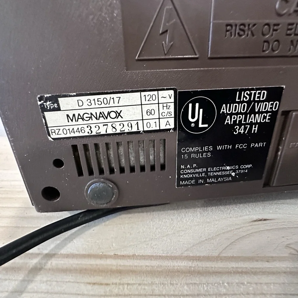 Magnavox finish photos wear